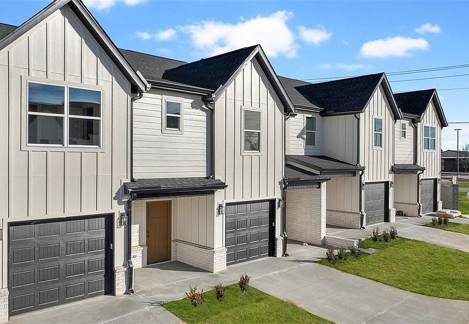 1st image of 1700 Cuppett Cir
