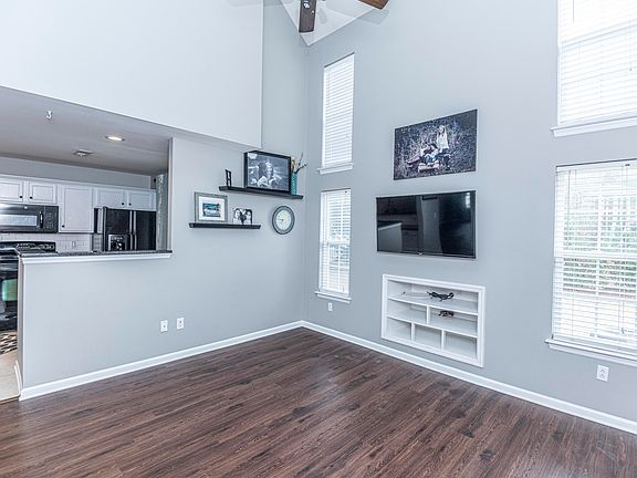 2nd image of 8664 Grassy Oak Trl