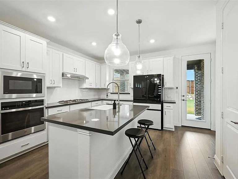 447 Holly Rd — Photo 27