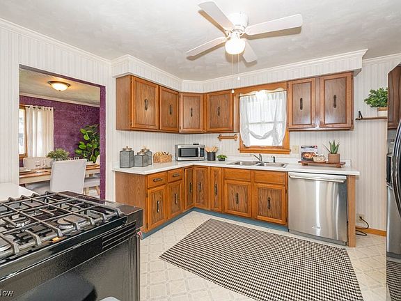 4th image of 410 Alice St
