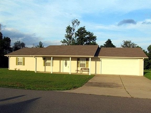 2nd image of 21 Landon Ln