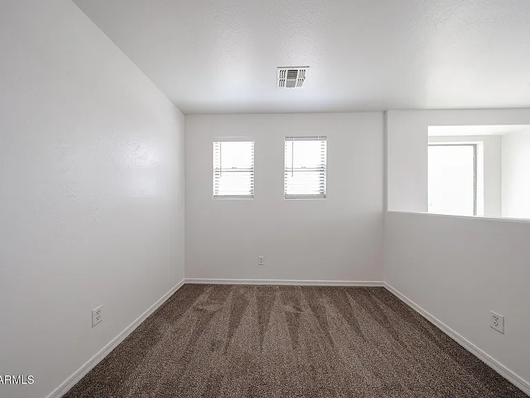 41298 W Parkhill Dr — Photo 26