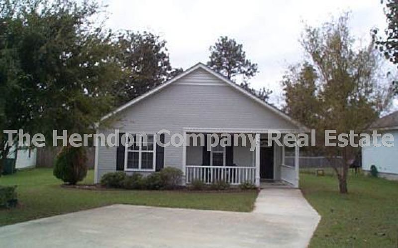 1st image of 2751 Tyndall Dr