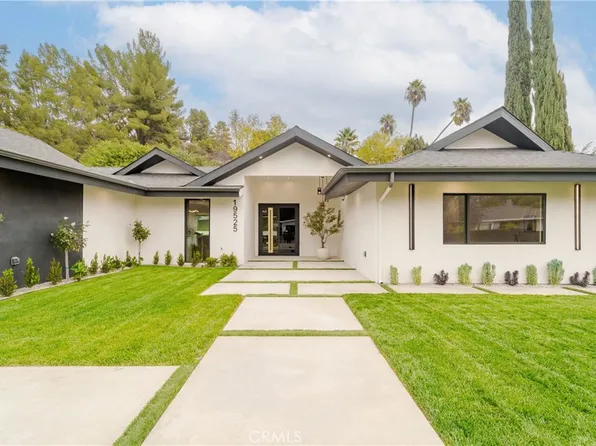 19525 Valdez Dr, Tarzana, CA 91356