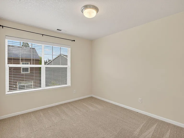 10988 SW Sage Ter — Photo 13