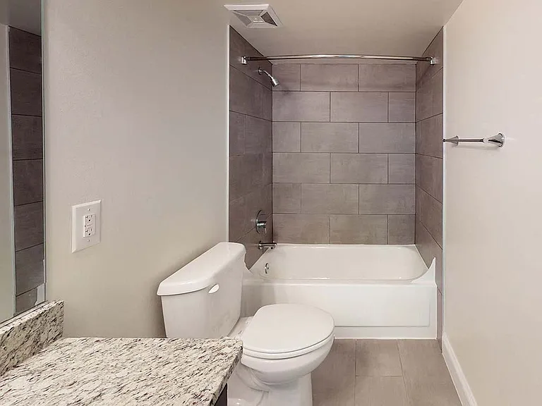 Stuart Woods Apartments — Photo 35