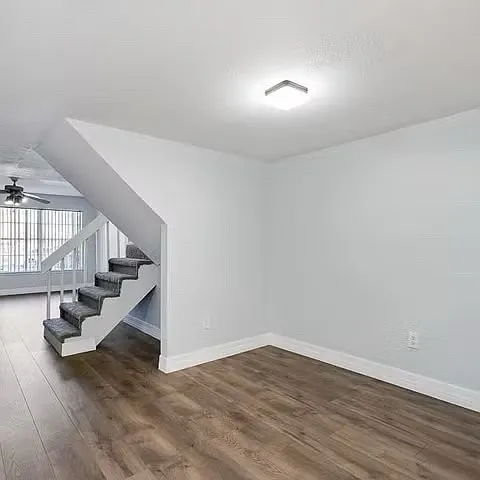 2 bed, 2.5 bath, 1260 sqft, $1,800 — Photo 2