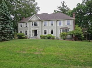 250 Blue Ridge Rd, North Andover, MA 01845