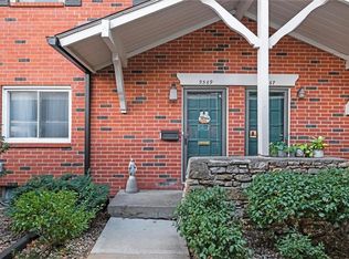 9569 Outlook Dr, Overland Park, KS 66207