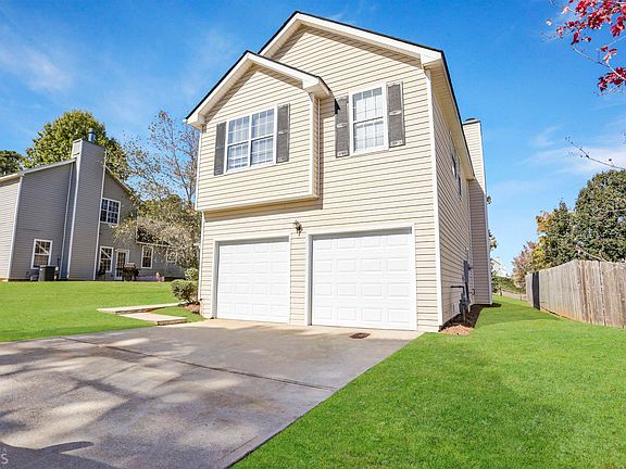 3rd image of 6312 Stonebridge Creek Ln