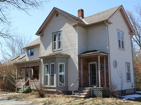 31 Emerson Street, St. Johnsbury, VT 05819