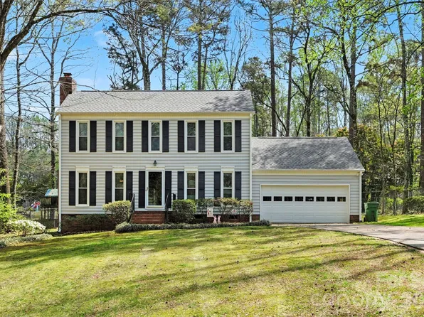 1060 Orchard Ct, Fort Mill, SC 29715