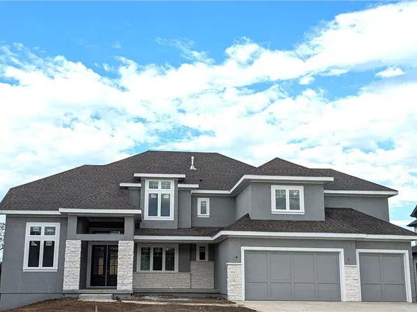 9405 W 169th St, Overland Park, KS 66085