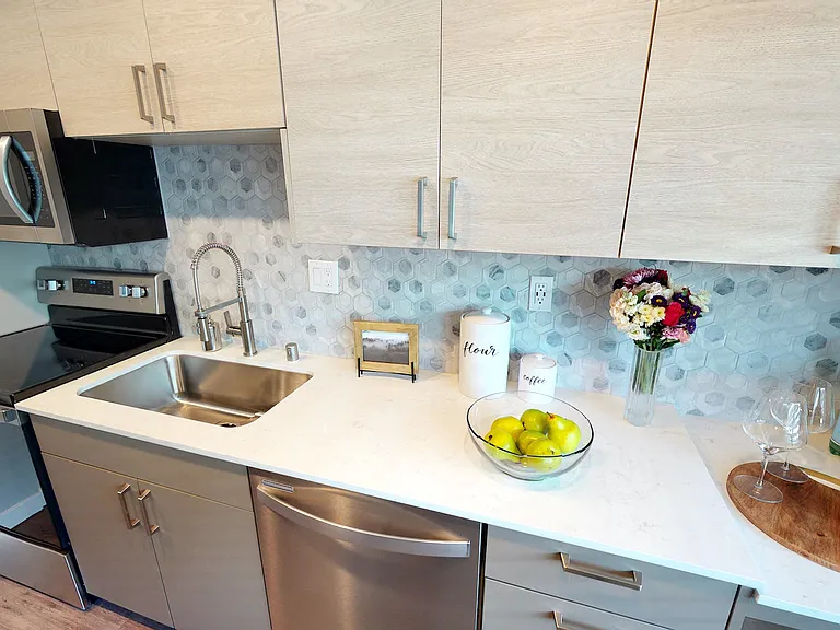 Vercanta Newport Beach | Newport Beach, CA | Kitchen