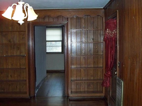 den or breakfast room