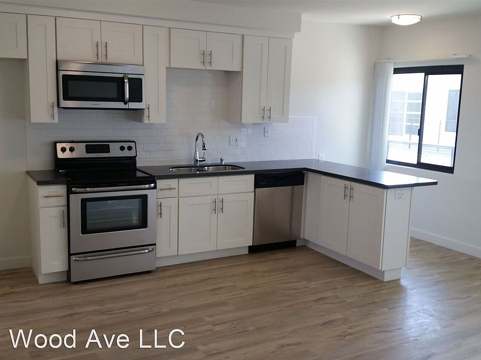 1st image of 21111 Wood Ave APT 16