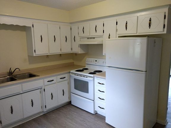 4th image of 227 Northdale Blvd NW