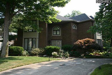 1st image of 1655 Balmoral Way