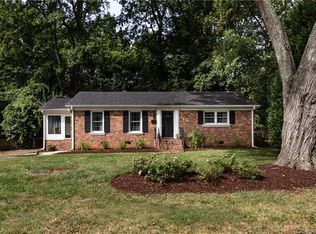 5610 Wedgewood Dr, Charlotte, NC 28210