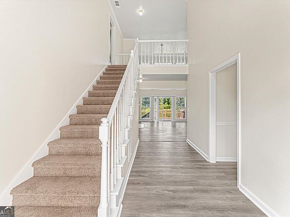 5th image of 784 Southland Way