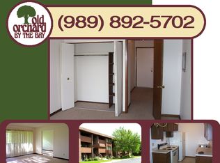 409 Old Orchard Dr APT 20, Essexville, MI 48732