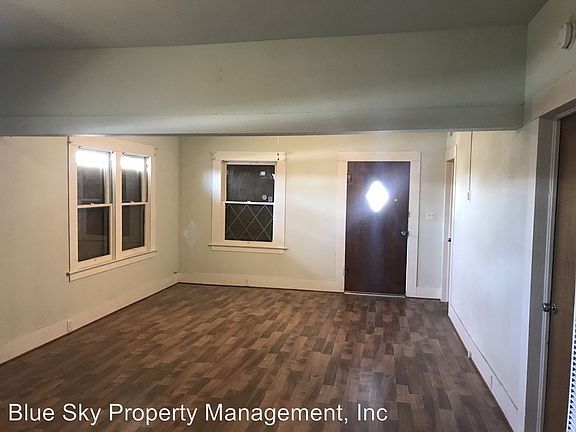 4th image of 826 S Garden St