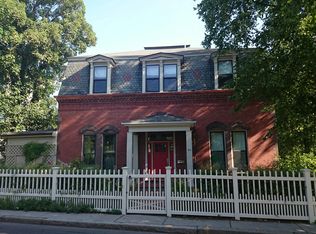 44 Linden St, Brookline, MA 02445
