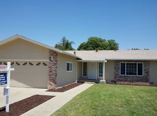 2041 Rochelle Ave, Turlock, CA 95382