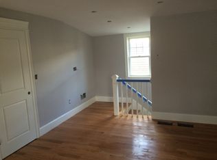 34 Neponset Ave, Roslindale, MA 02131
