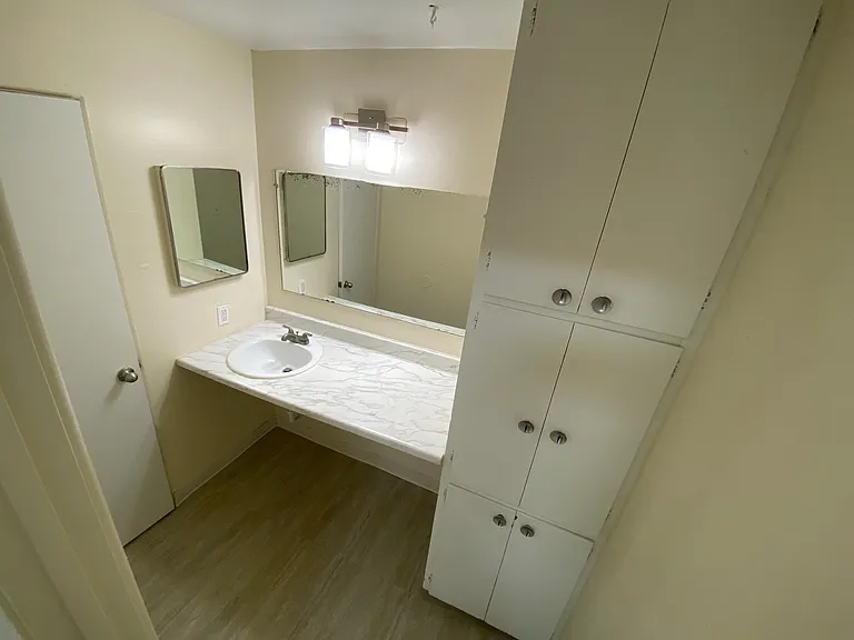 103 W Powers Cir #306 — Photo 5