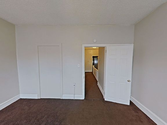 4th image of 2106 W 4th St #B
