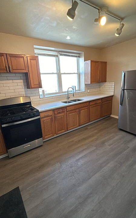 1st image of 1310 S Sawyer Ave #3R