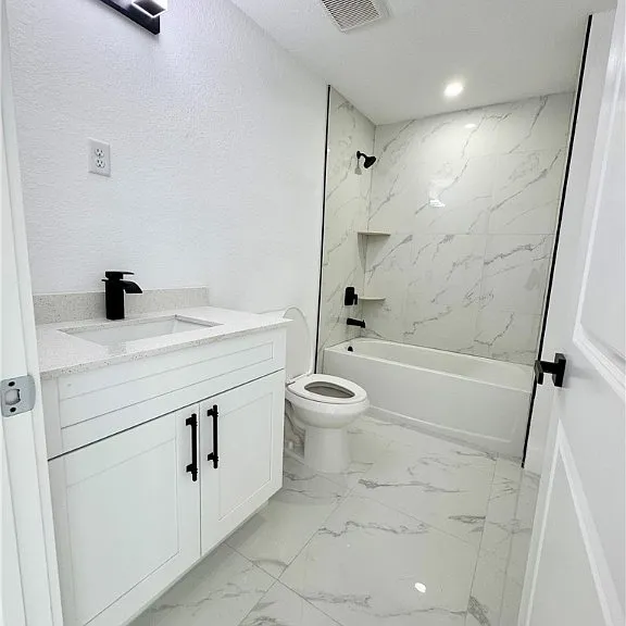 670 Chemstrand St E — Photo 18