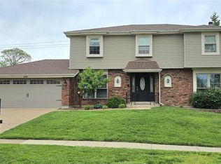 16859 Paradise Peak Cir, Wildwood, MO 63011