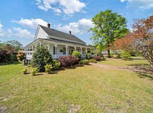 131 Pine St NW, Salley, SC 29137