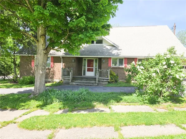 7084 N Street Rd, Auburn, NY 13021
