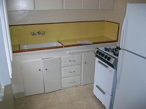 5th image of 33 Orange Ave APT 1