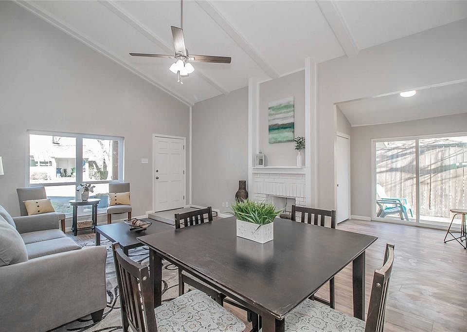 1st image of 742 Sceptre Cir