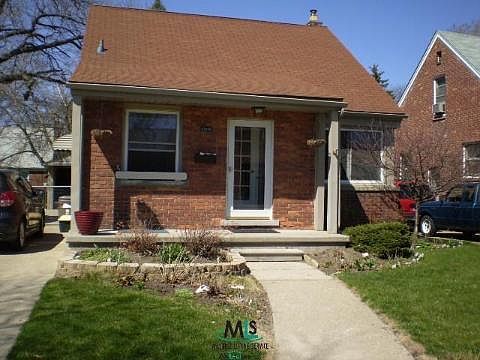 1st image of 23235 Forest St