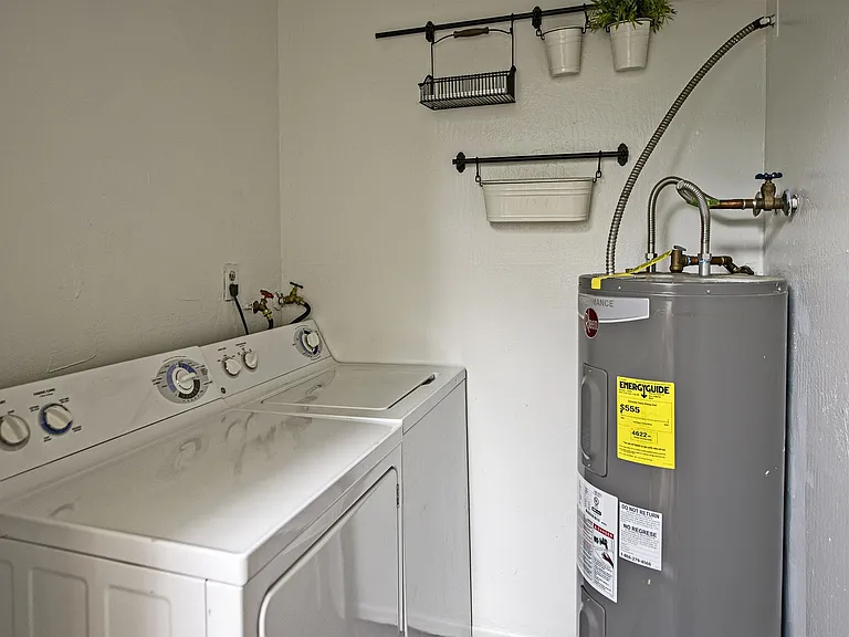 8510 N Central Ave #19 — Photo 7