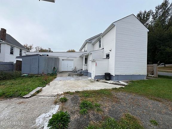 3rd image of 334 Columbus Ave
