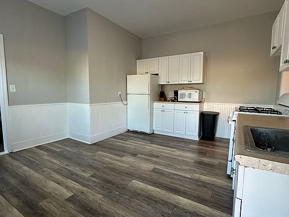 First Floor Main Kitchen