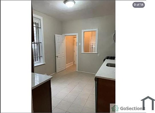 4th image of 5141 Marion St