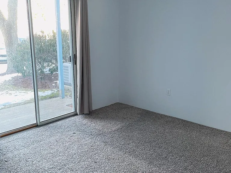 22 Walden Dr #3 — Photo 5
