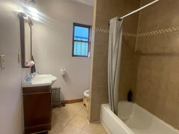 543 East New York Avenue image 4 of 6