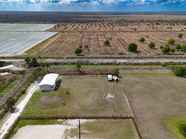 344 Pine Ln, Clewiston, FL 33440