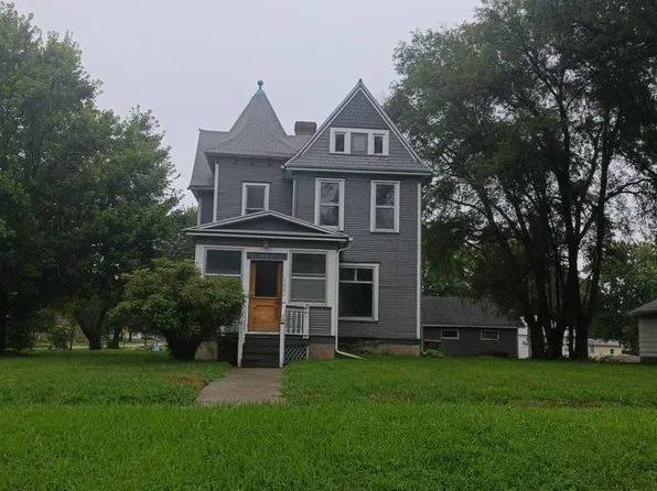 208 W Skillet Ave, Dayton, IA 50530