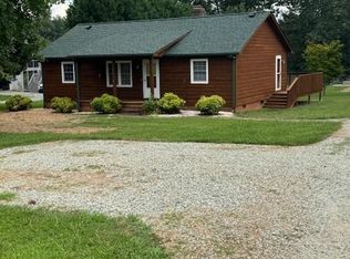 1018 Lakeview Dr, Cedar Grove, NC 27231