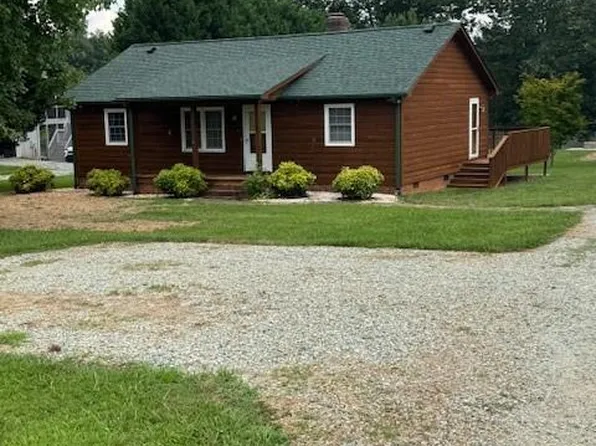 1018 Lakeview Dr, Cedar Grove, NC 27231