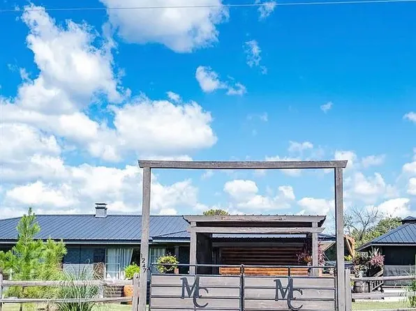 1274 W Walden Rd, Broken Bow, OK 74728